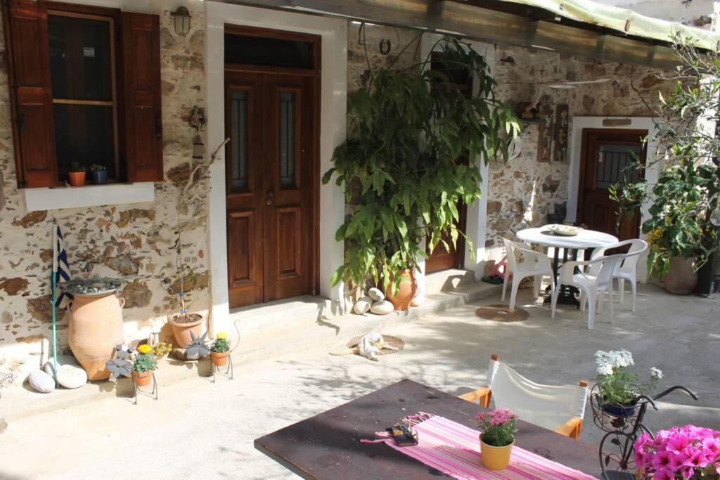 Olga'S Traditional Stone House, Palaiochora Kondokinigi Exterior photo