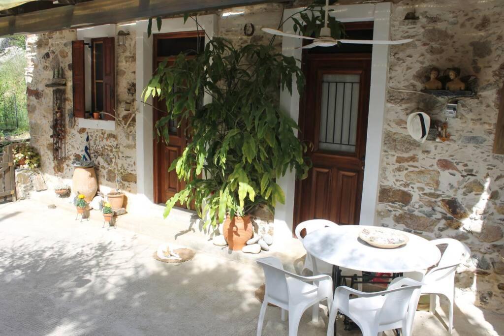 Olga'S Traditional Stone House, Palaiochora Kondokinigi Exterior photo
